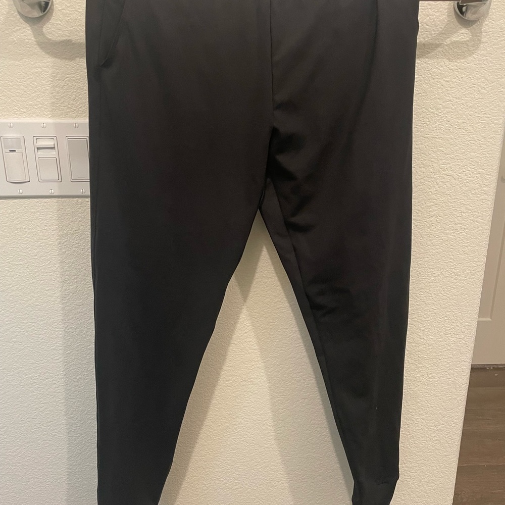 NWT Victoria’s Secret Pink Ultimate Joggers